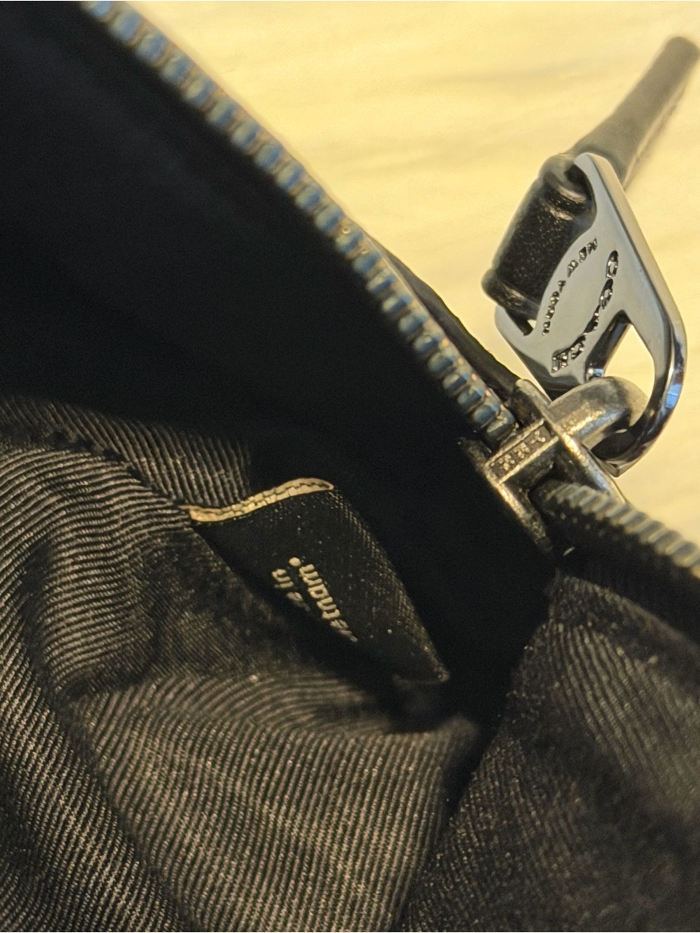 COACH Warren Mini Belt Bag/Fanny Pack Black Signature Coated Canvas No Hang Tag - Picture 8 of 16